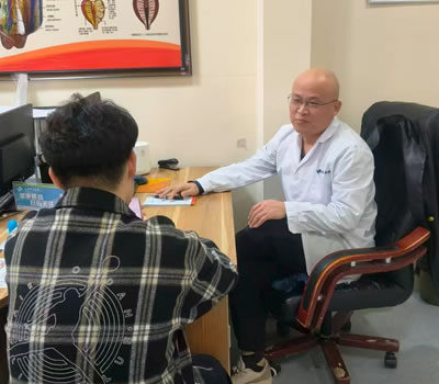 江西省|男科医师高朋磊：守护男性健康，专业男科诊疗